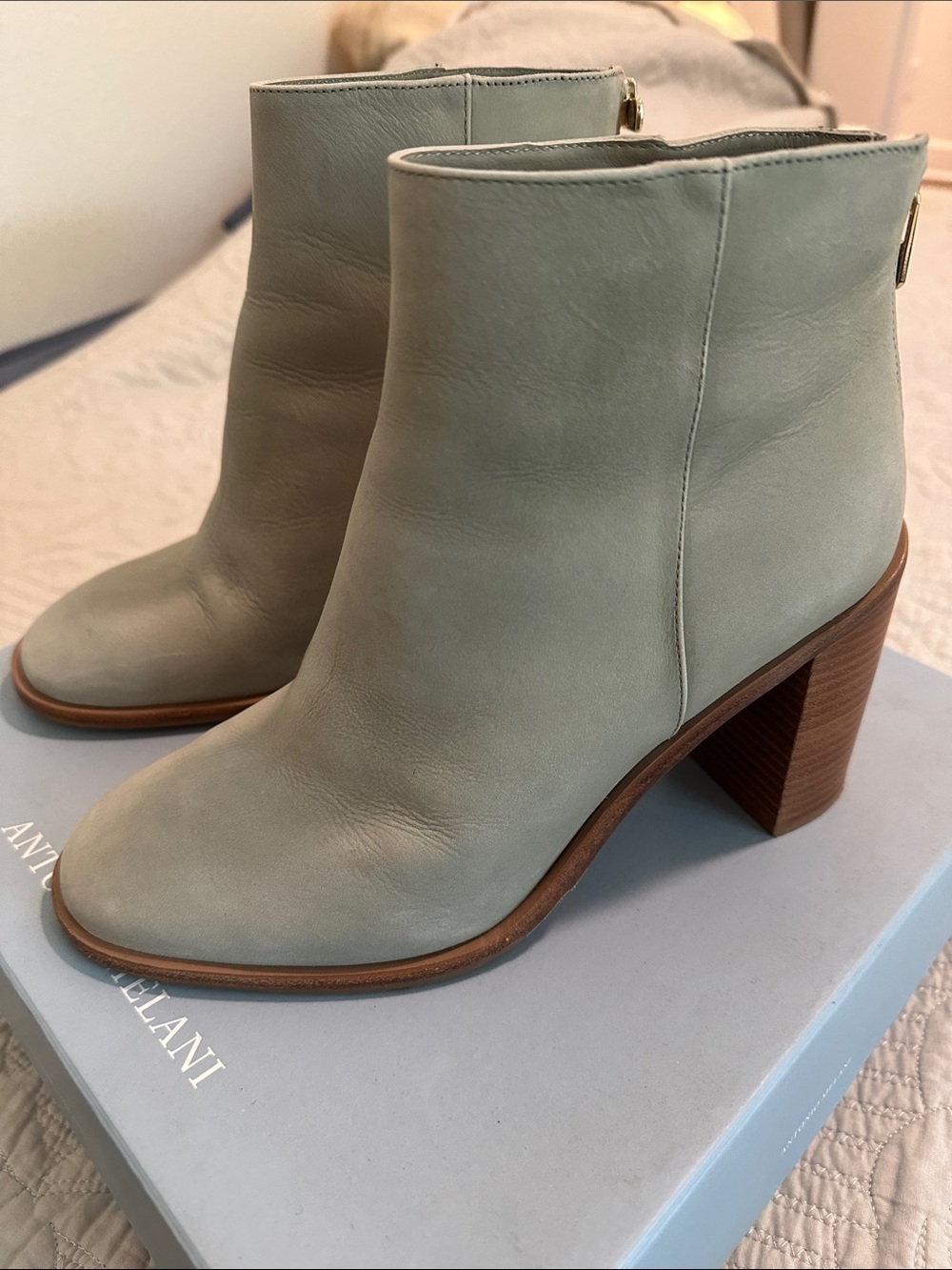 ANTONIO MELANI Cammden silver Sage Leather Block Heel Ankle Boots size 8 1/2